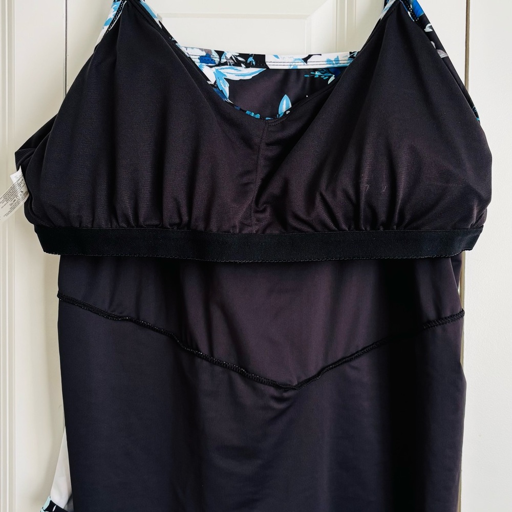 Floral Print Women's Top - Picture 6 of 7